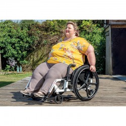 fauteuil roulant manuel bariatrique action ampla mon-materiel-medical-en-pharmacie.fr