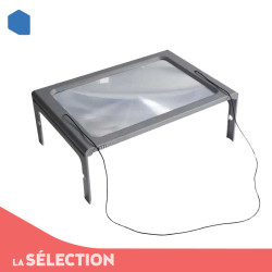 5235-mon-materiel-medical-en-pharmacie-fr-loupe-geante-sur-pied-eclairante