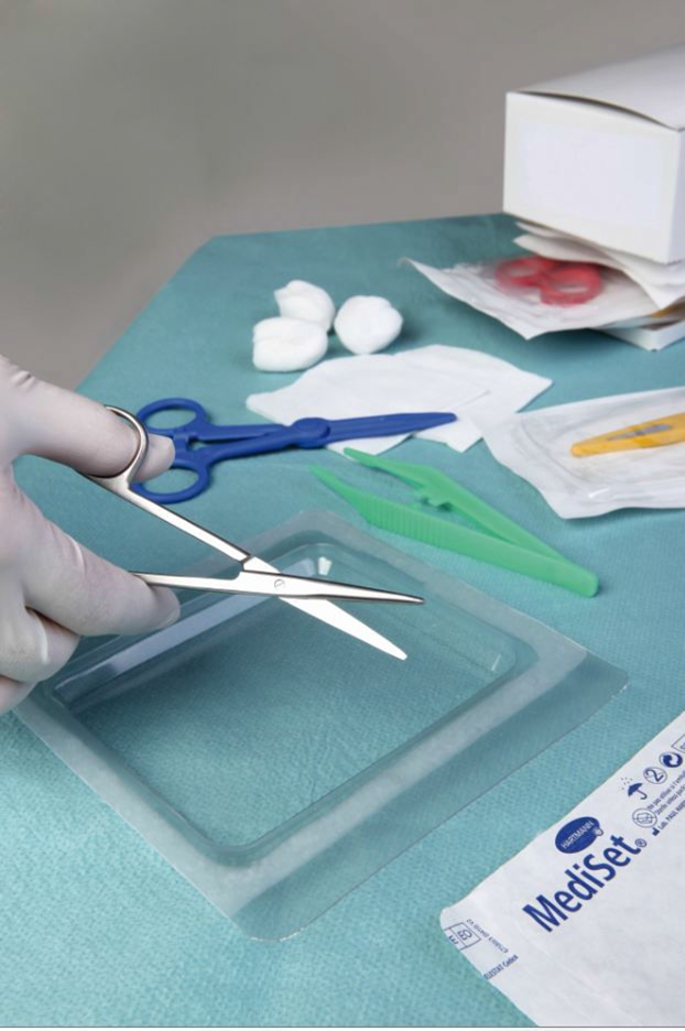 [7844652] SET DE SUTURES ET D’ABLATION DE FILS AVEC COUPE-FILS